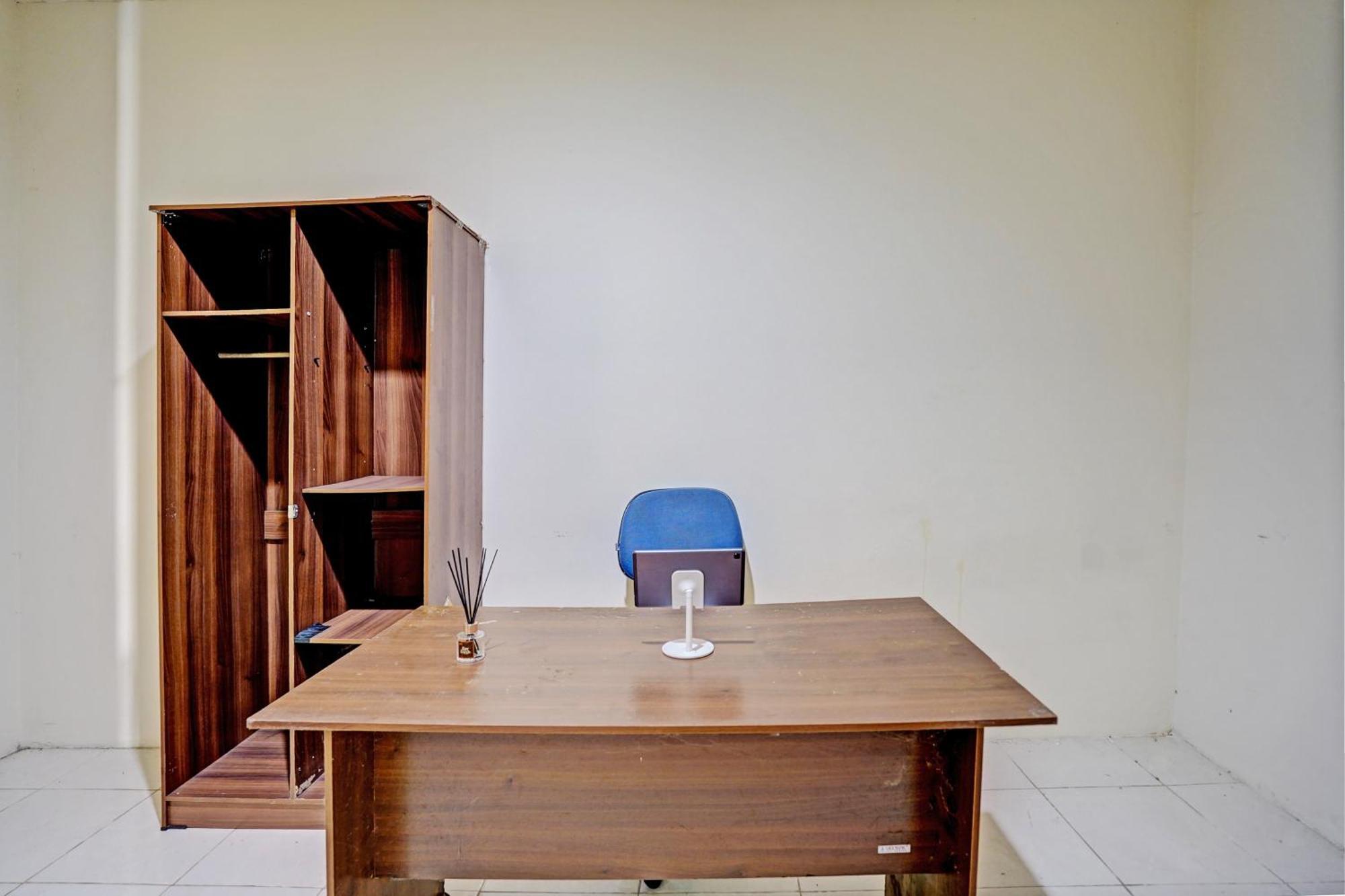 Oyo 93112 Garden Homestay 3 Merlion Surabaya Luaran gambar
