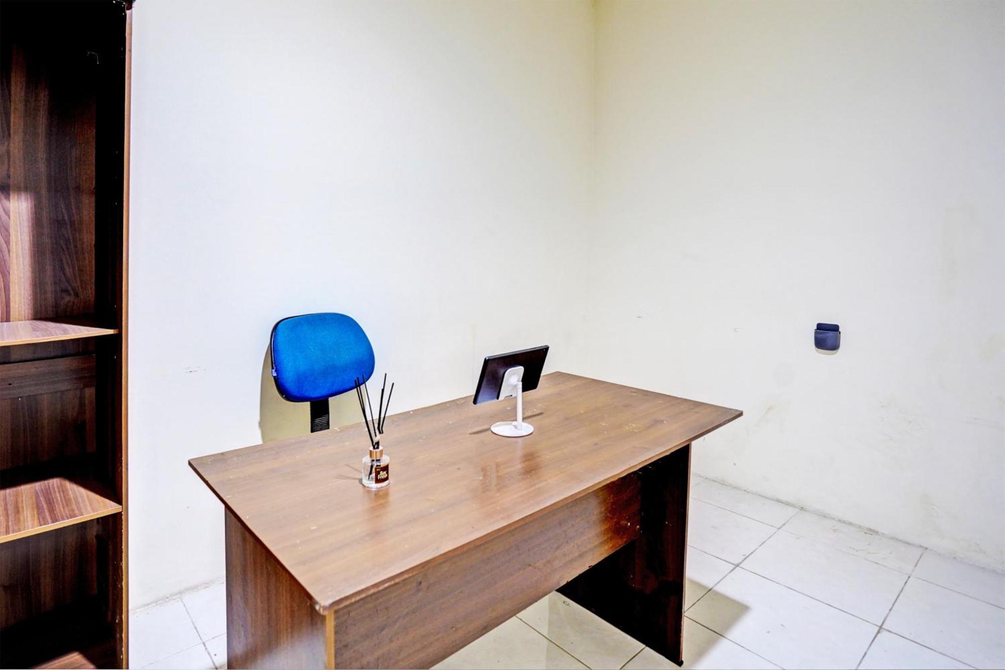 Oyo 93112 Garden Homestay 3 Merlion Surabaya Luaran gambar