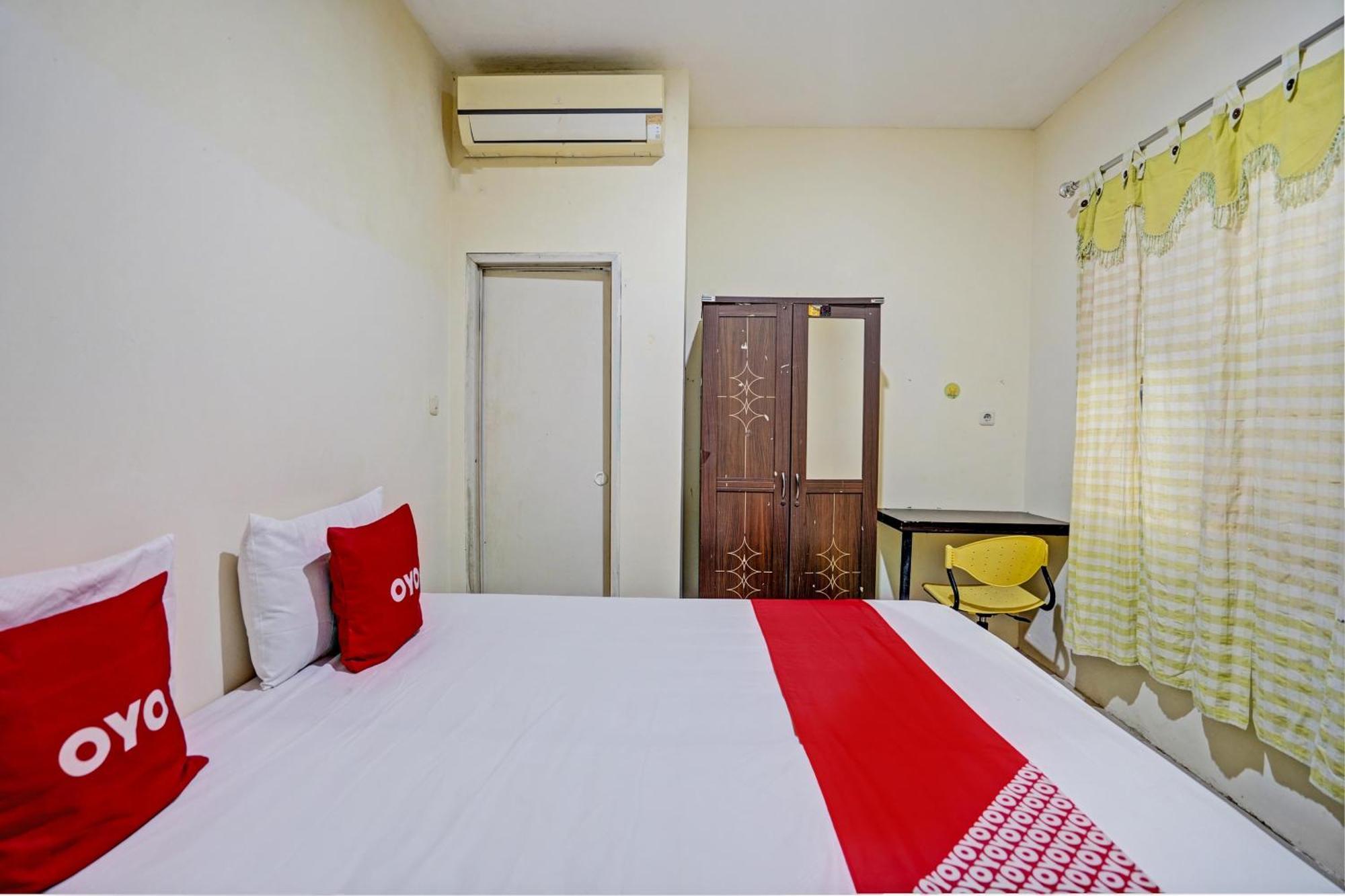 Oyo 93112 Garden Homestay 3 Merlion Surabaya Luaran gambar