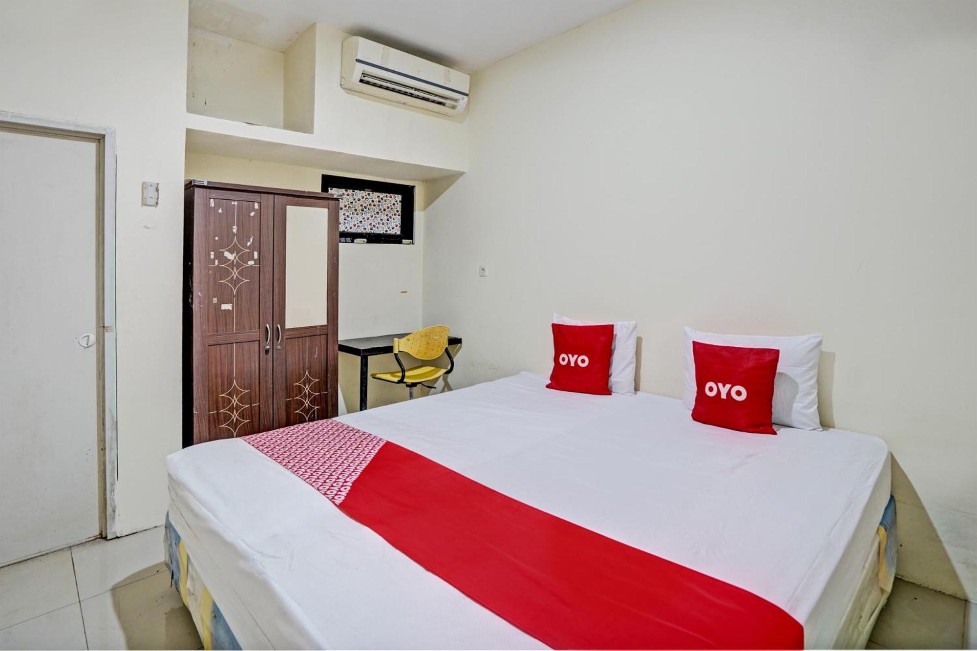Oyo 93112 Garden Homestay 3 Merlion Surabaya Luaran gambar